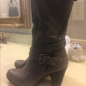 Worthington boots with heel